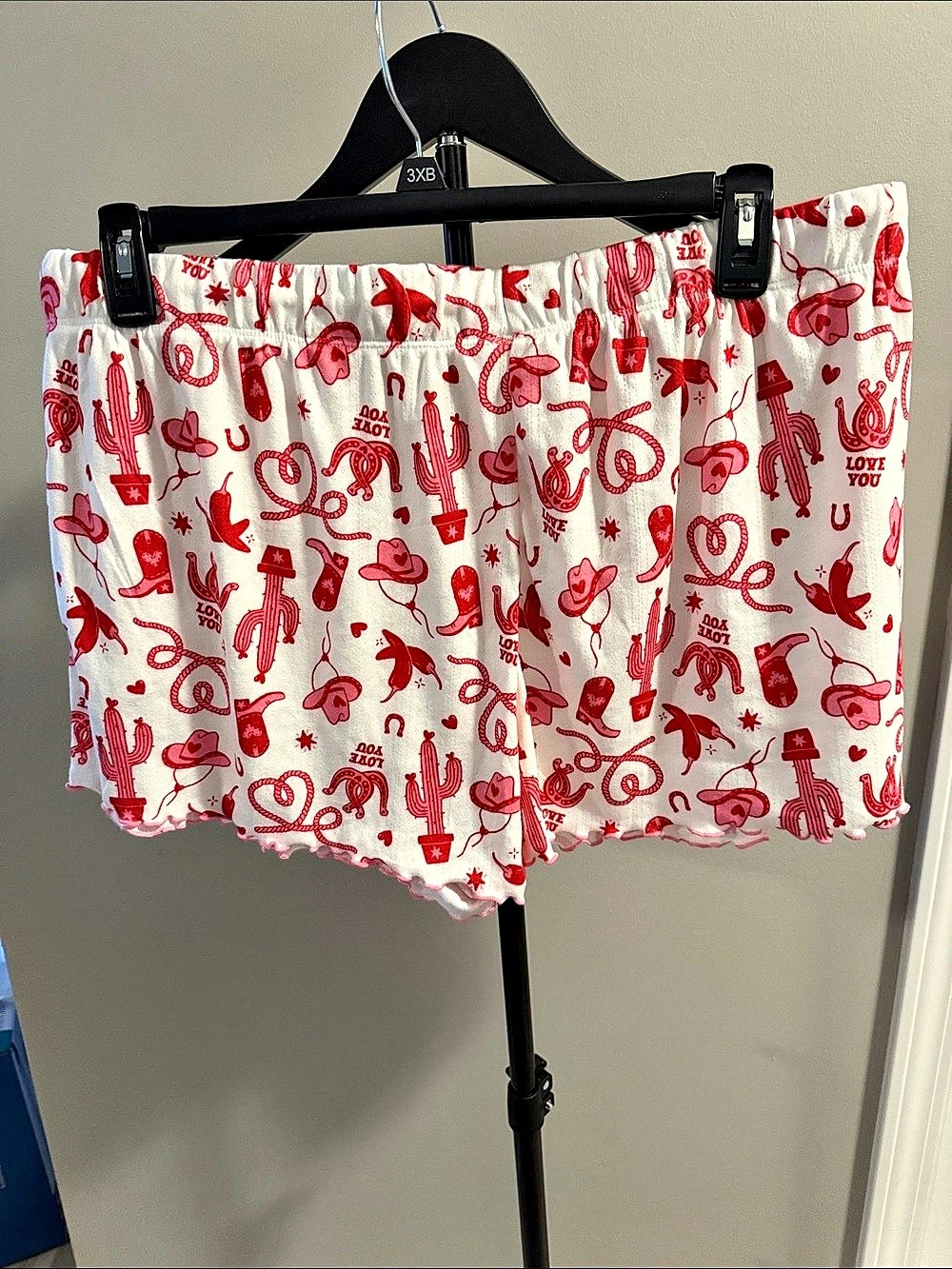 Celebrate! Women's Pajama Shorts in White & Red Like New
